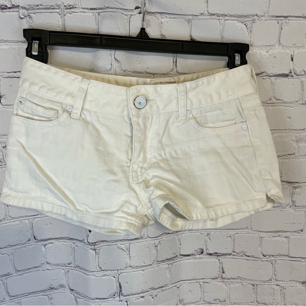 99% Cotton Mudd Off White Jean Shorts